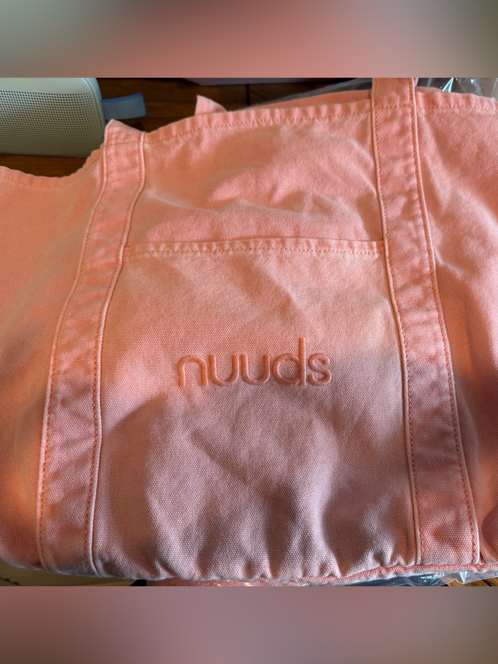Nuuds Peachette Bag